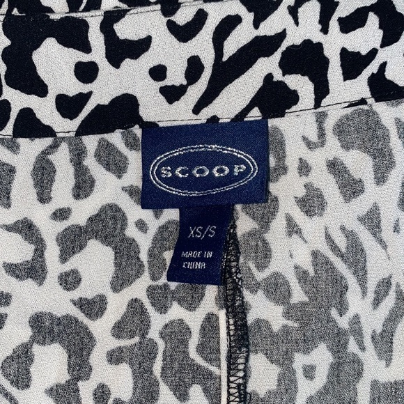 Scoop women’s xs/s animal print‎ kimono - Picture 7 of 8
